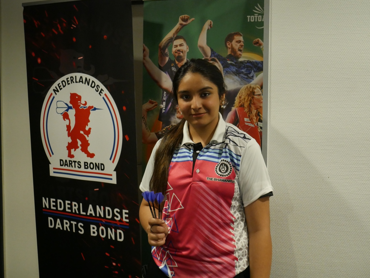 Interview with Mahi Bosmia, India’s top ladies player, at the Dutch Open Darts